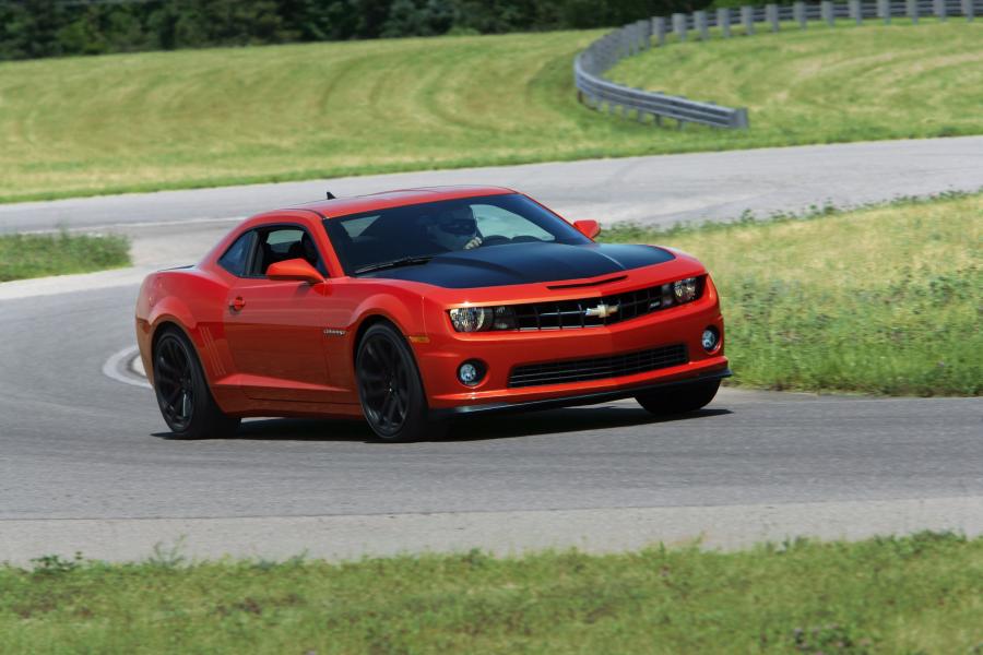  Chevrolet Camaro 1LE 2013 года  (фото 48 из 73)